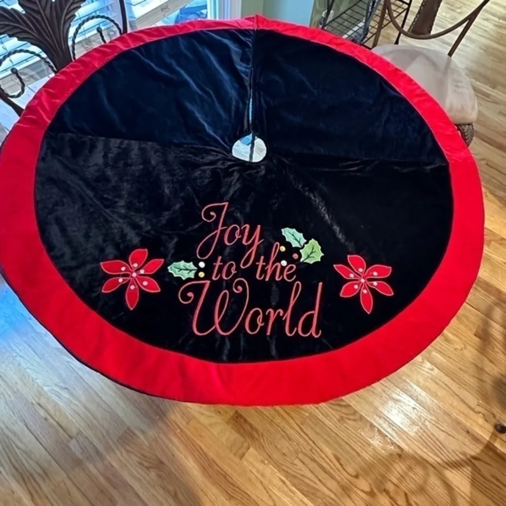 Absolutely Beautiful Red & Black Velvet Joy To The World Tree Skirt 46 Inch